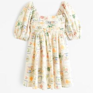Like New! Abercrombie & Fitch Cream Floral Mini Dress